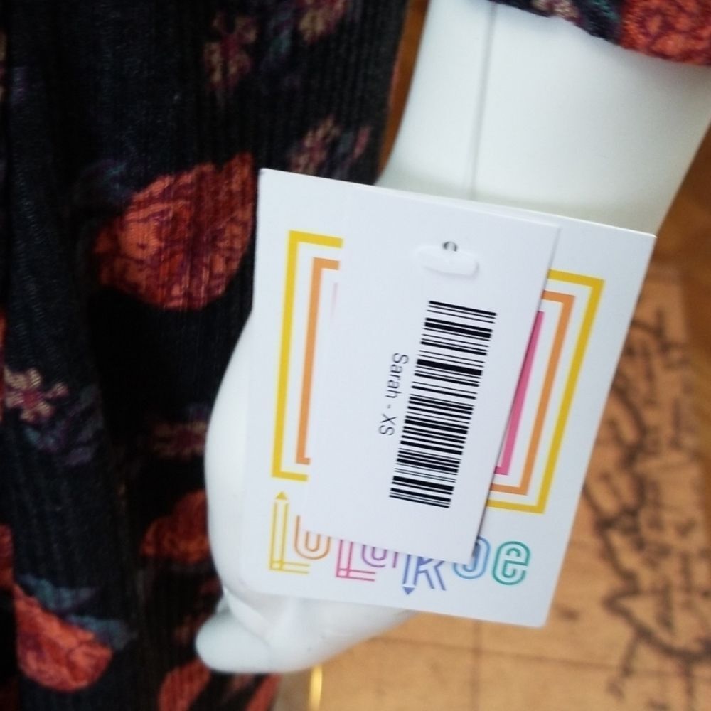 💓lularoe Sarah XS NWT PRICE FIRM 💥 - Picture 5 of 8
